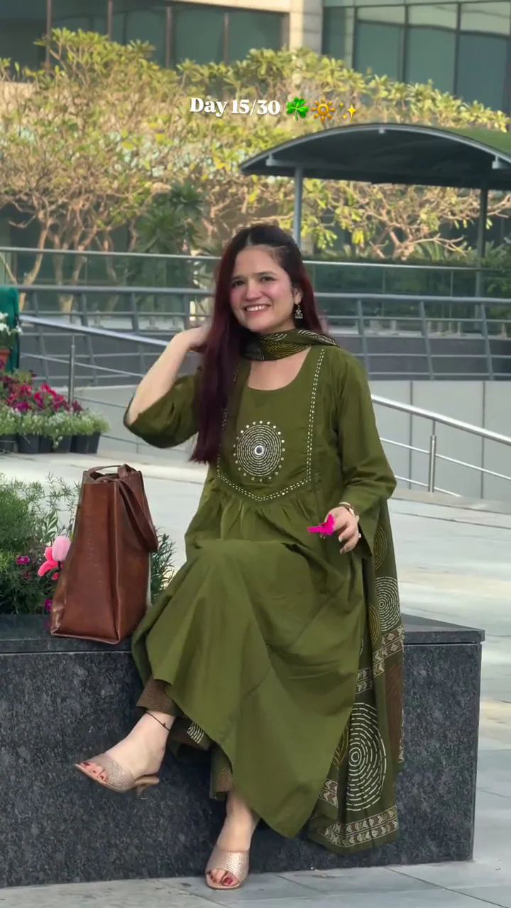 Anvika Everyday Comfort Suit Set - Image 3