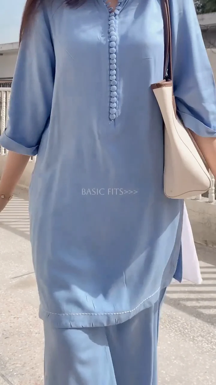 Harmi Simple Yet Stylish Kurta Set - Image 3