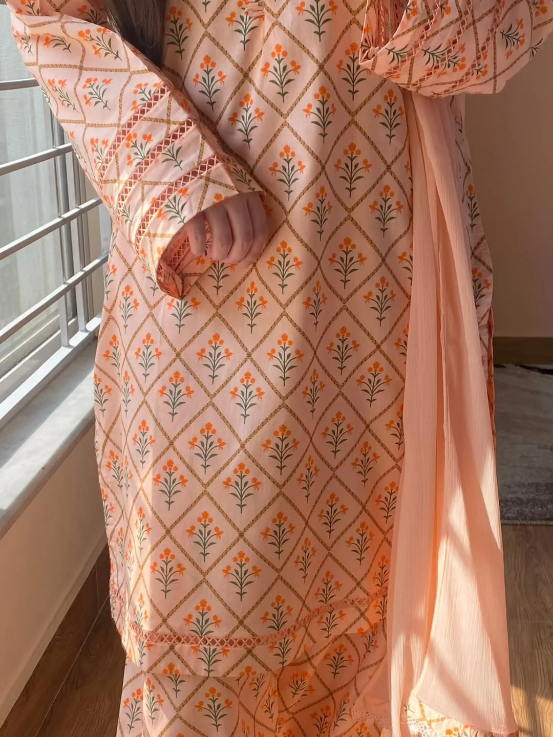 Heer Peach Petal Classic Set - Image 4