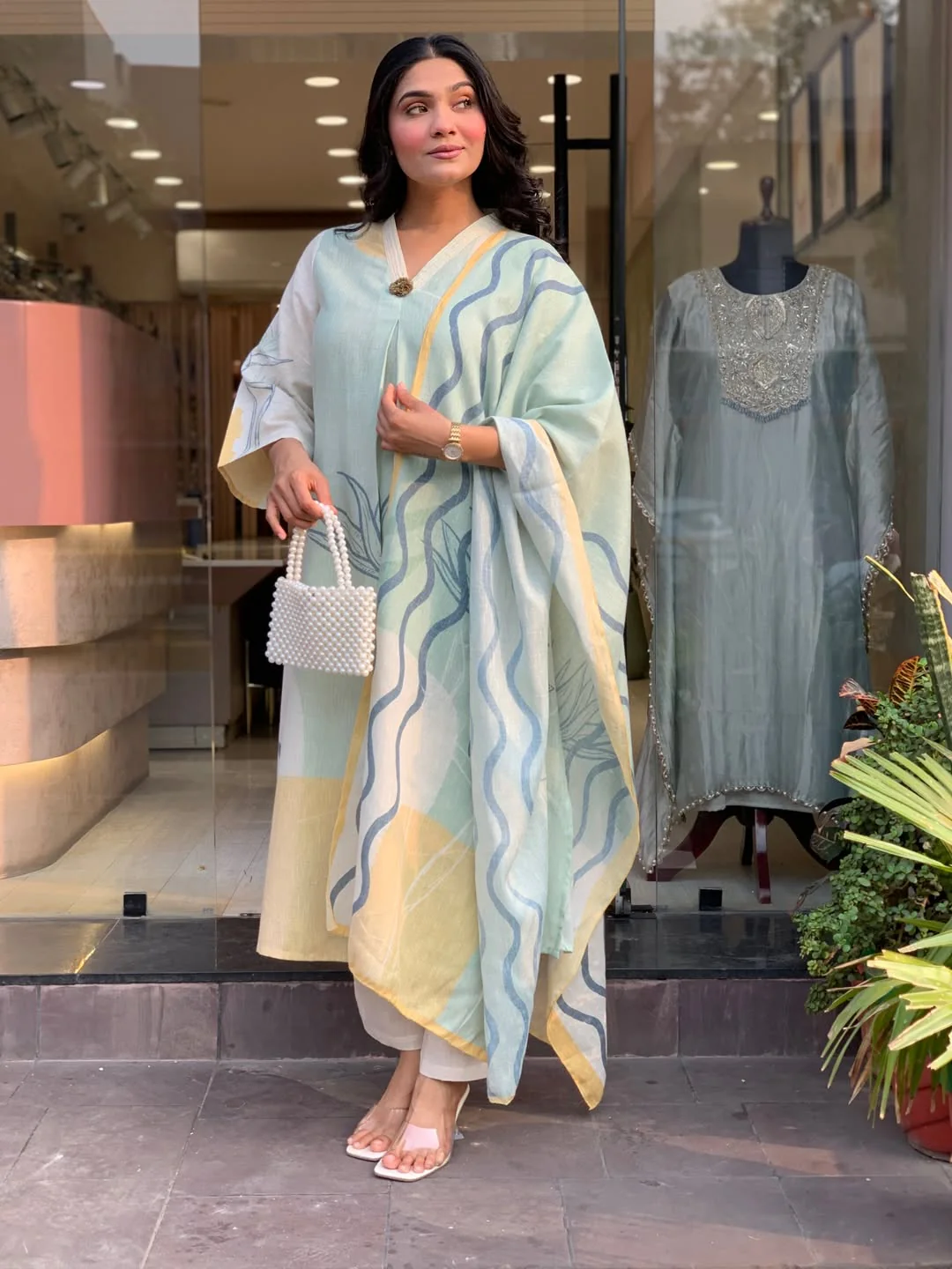 Minimal Summer Ethnic Set for Women - Image 6