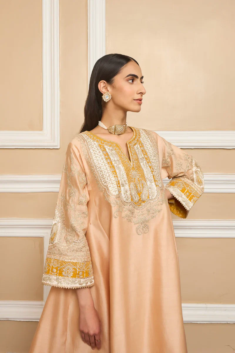 Mohsina - Rose Pink Short Kalidaar Salwar suit - Image 3