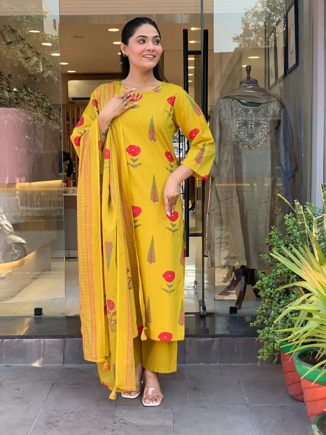 Pinal Festive & Casual Mustard Printed Suit Set - Image 5