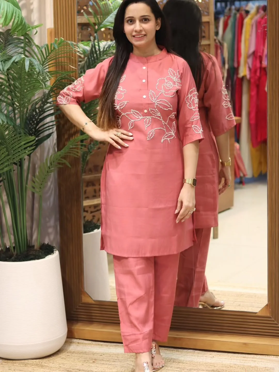 Rubi Summer Mauve Cotton Embroidered Kurta Pant Set - Image 3