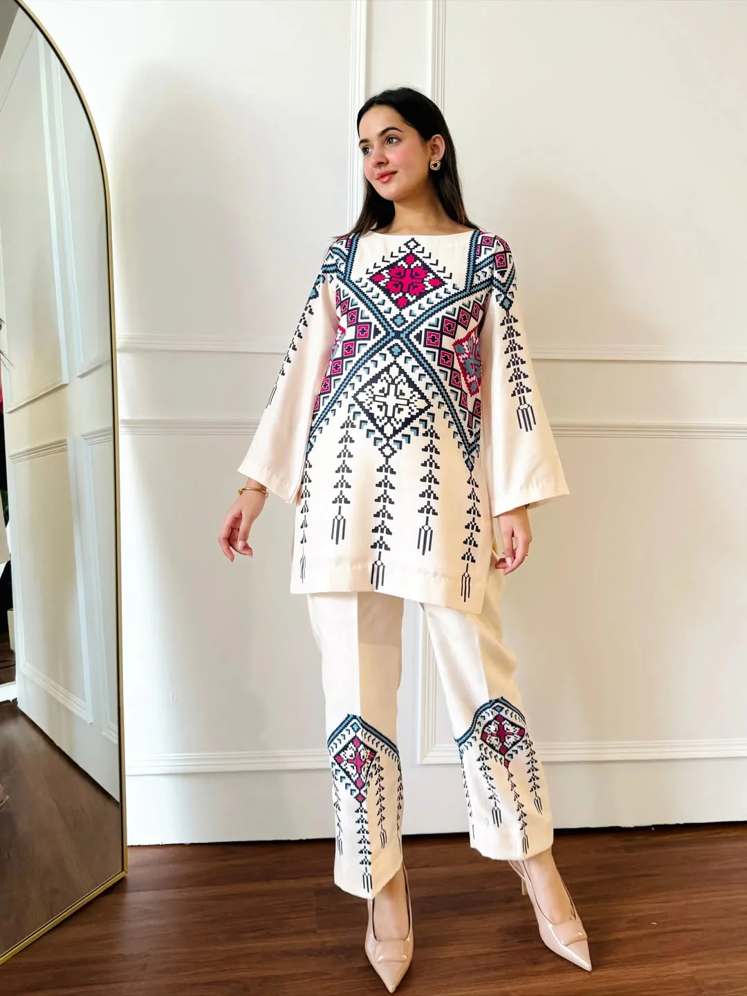 Shipra Lightweight Summer Co-ord - Image 4