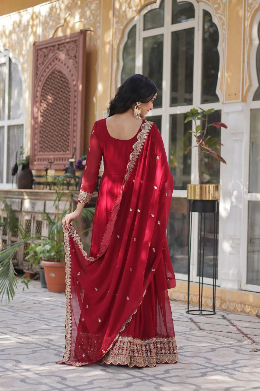 The Golden Maroon Threaded Elegance - Image 6
